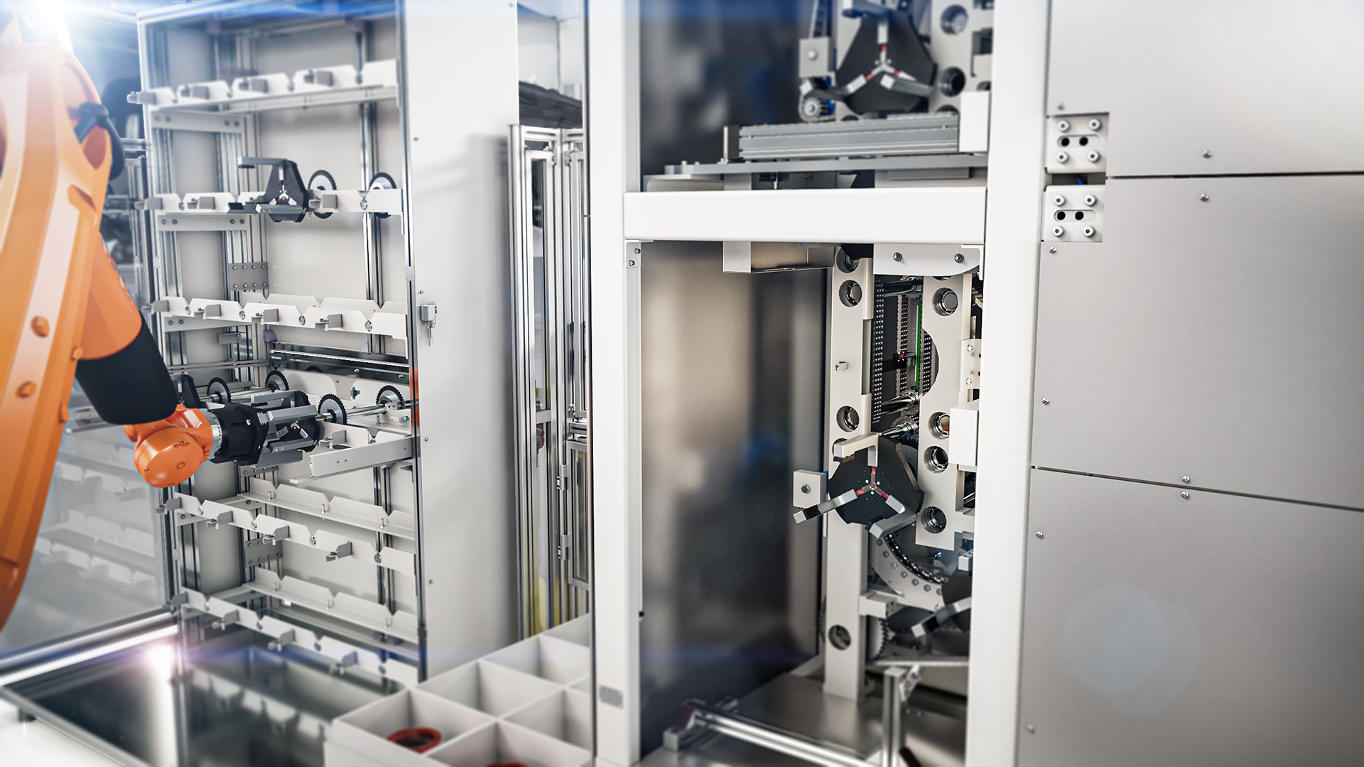 Rendering eines Roboterarms, der Bauteilträger wechselt. Industrielle Maschine zur automatisierten Fertigung.